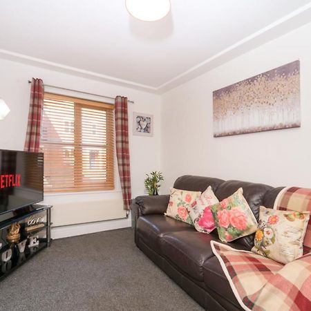 City Centre Posh Parlour Gated Parking 1Bed Wifi Кингстън ъпон Хъл Екстериор снимка