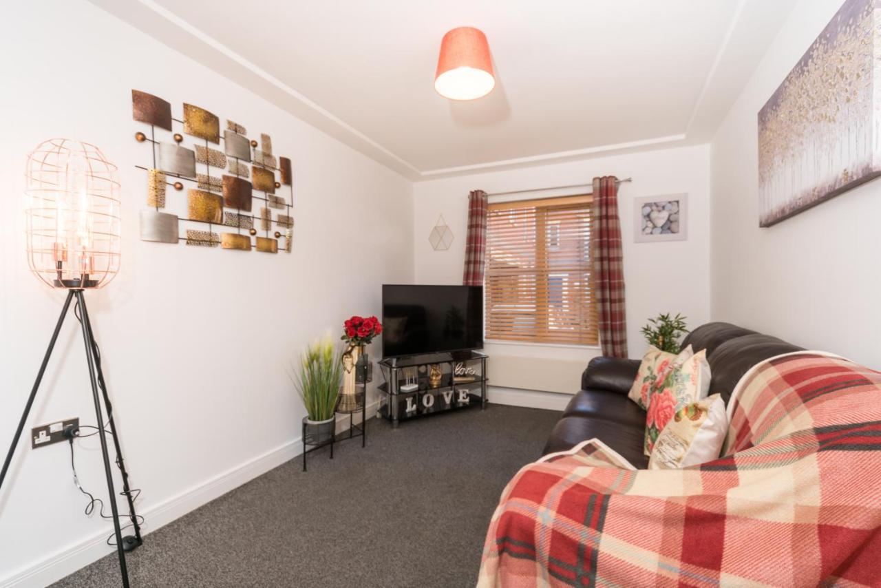 City Centre Posh Parlour Gated Parking 1Bed Wifi Кингстън ъпон Хъл Екстериор снимка